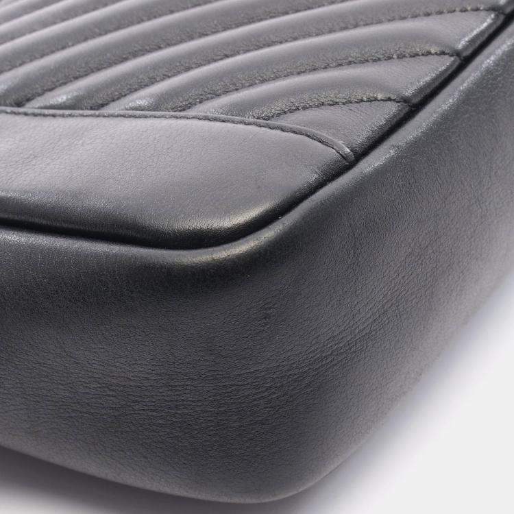 Pre Owned Chanel V-Stitch Chevron Black Lambskin Chain Shoulder Bag