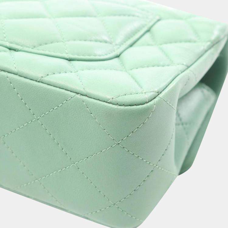 Pre Owned Chanel Matelasse Mini Green Lambskin Chain Shoulder Bag