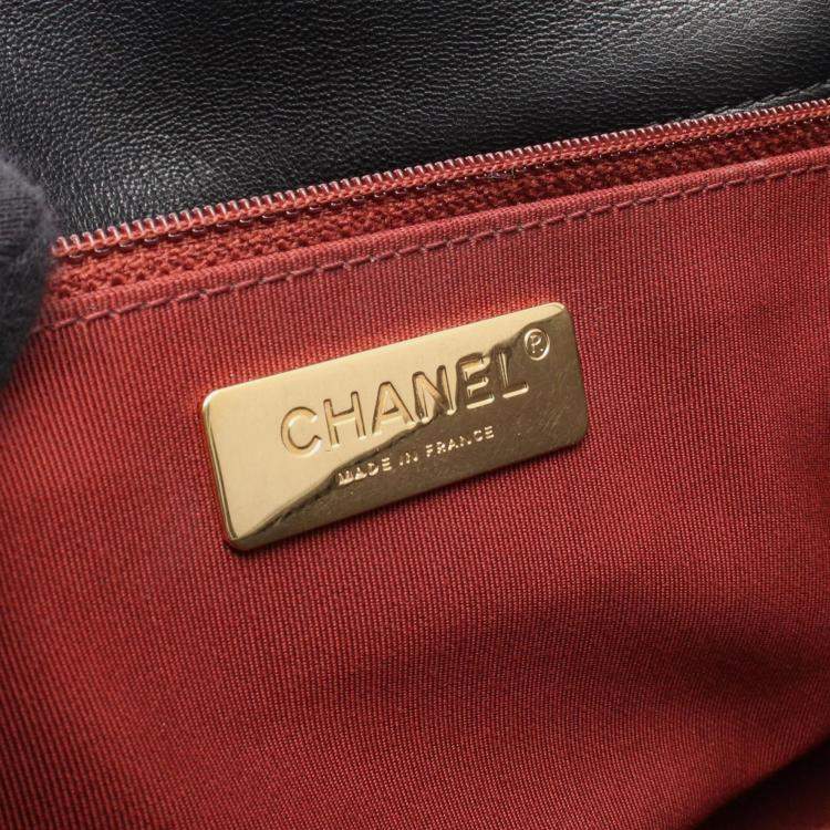 Pre Owned Chanel 19 Matelasse Black Leather Chain Shoulder Bag