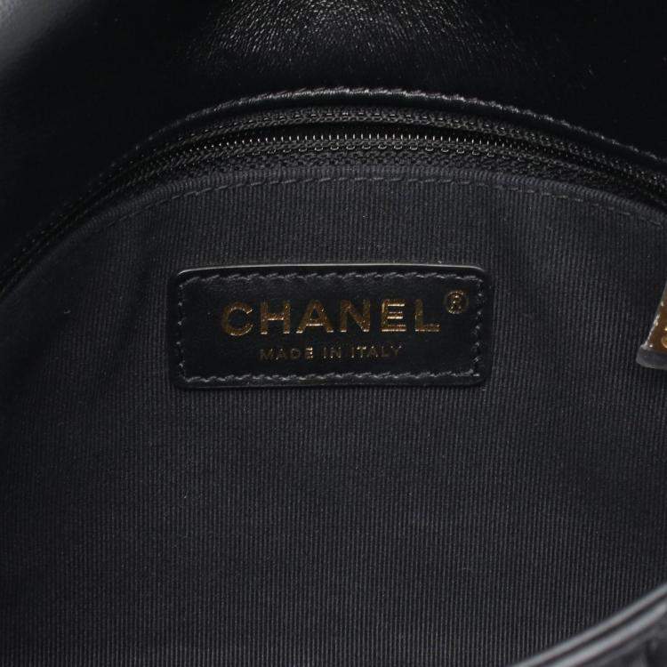 Pre Owned Chanel Matelasse Black Leather Crossbody Chain Shoulder Bag