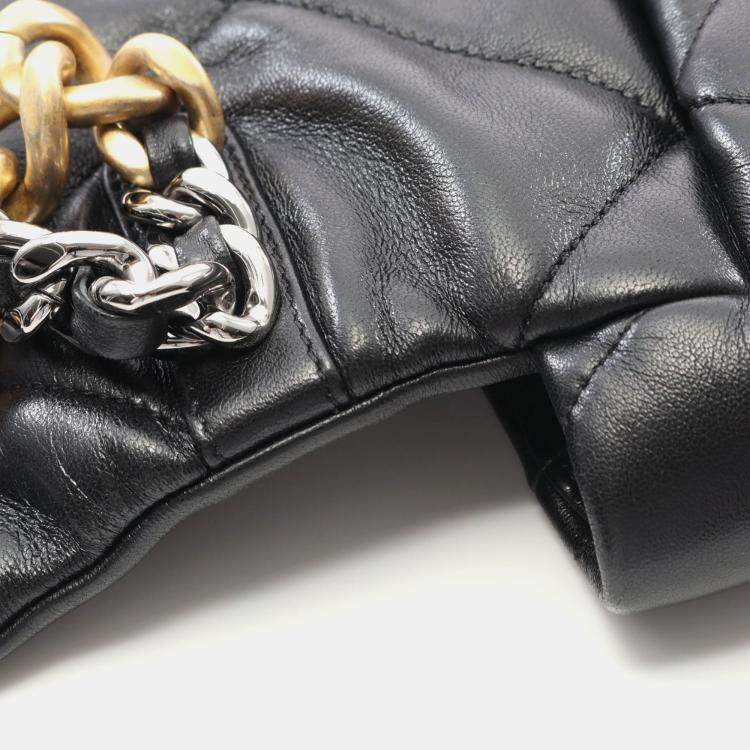 Pre Owned Chanel 19 Matelasse Black Lambskin Chain Shoulder Bag