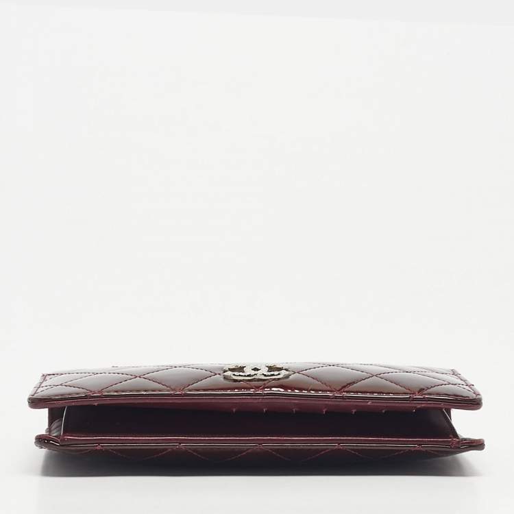 Pre Owned Chanel Burgundy Quilted Patent Leather L Yen Wallet