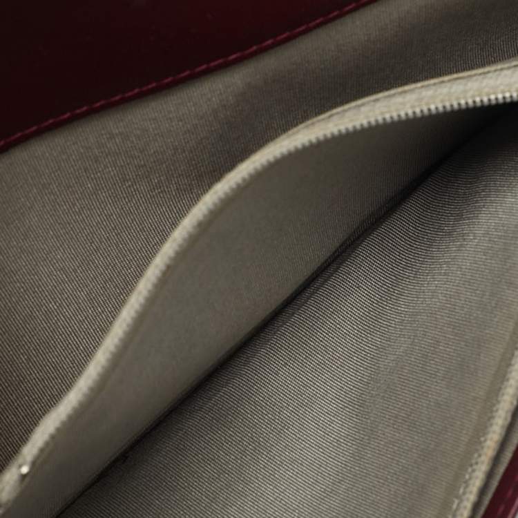 Pre Owned Chanel Burgundy Quilted Patent Leather L Yen Wallet