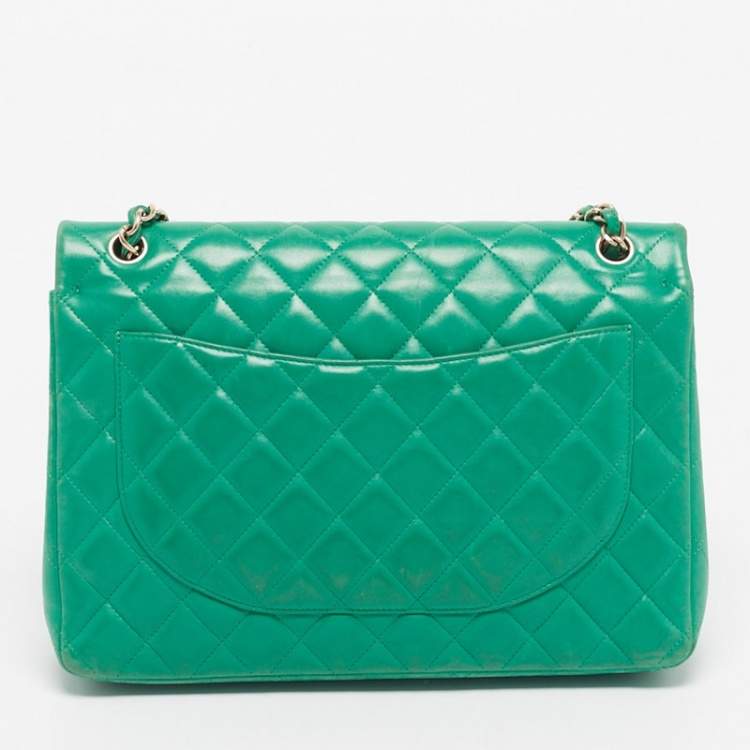 Pre Owned Chanel Green Quilted Lambskin Leather Maxi Classic Double Flap Bag