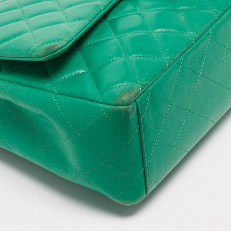 Pre Owned Chanel Green Quilted Lambskin Leather Maxi Classic Double Flap Bag