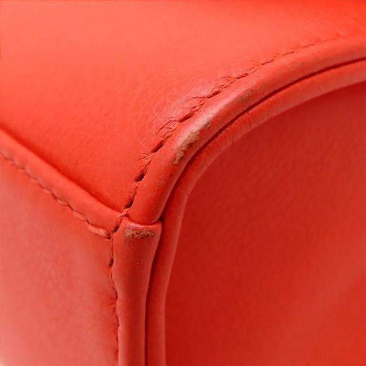 Pre Owned Chanel Click Orange Calf Leather Chain Shoulder Bag