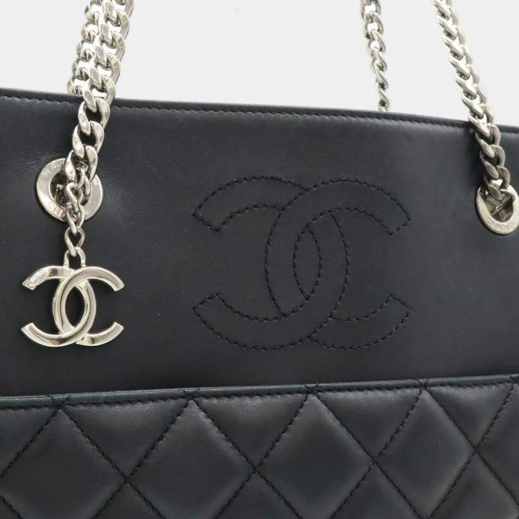 Pre Owned Chanel CC Black Lambskin Leather Chain Tote Bag