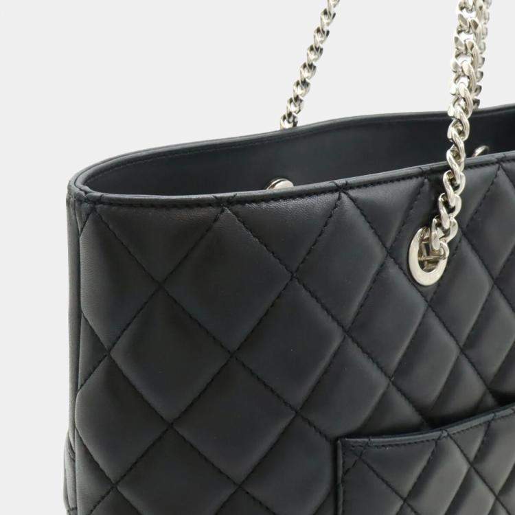 Pre Owned Chanel CC Black Lambskin Leather Chain Tote Bag