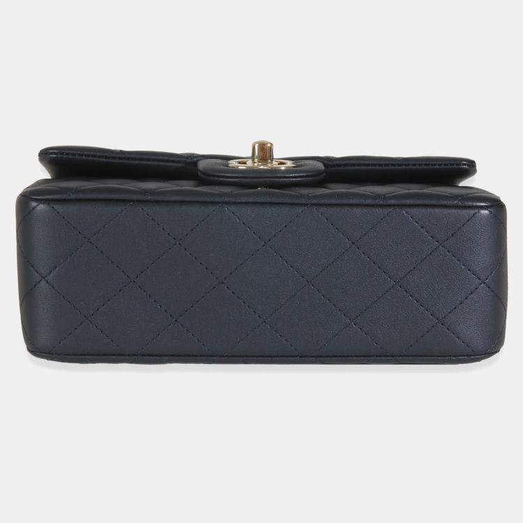 مملوكة مسبقًا Chanel Navy Quilted Lambskin Mini Rectangular Top Handle