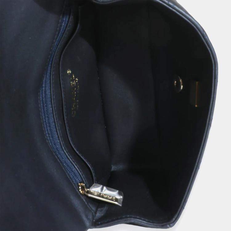 مملوكة مسبقًا Chanel Navy Quilted Lambskin Mini Rectangular Top Handle