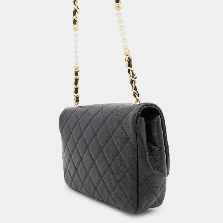 Pre Owned Chanel Matelasse Pearl Chain Black Shiny Calf Leather Shoulder Bag
