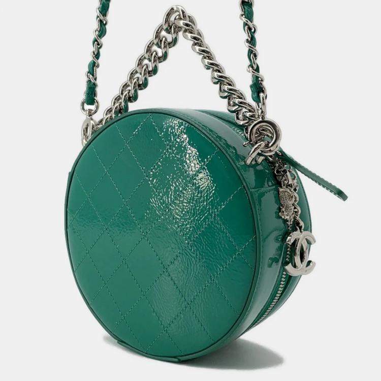 Pre Owned Chanel Round As Earth Green Patent Leather Shoulder Bag