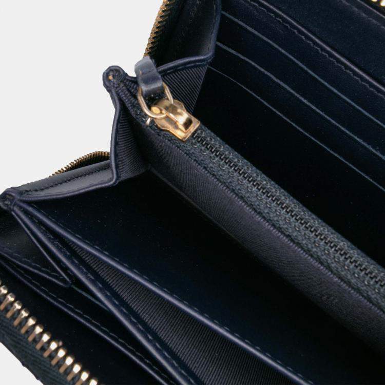 Pre Owned Chanel Blue CC Quilted Caviar Zip Around Long Wallet