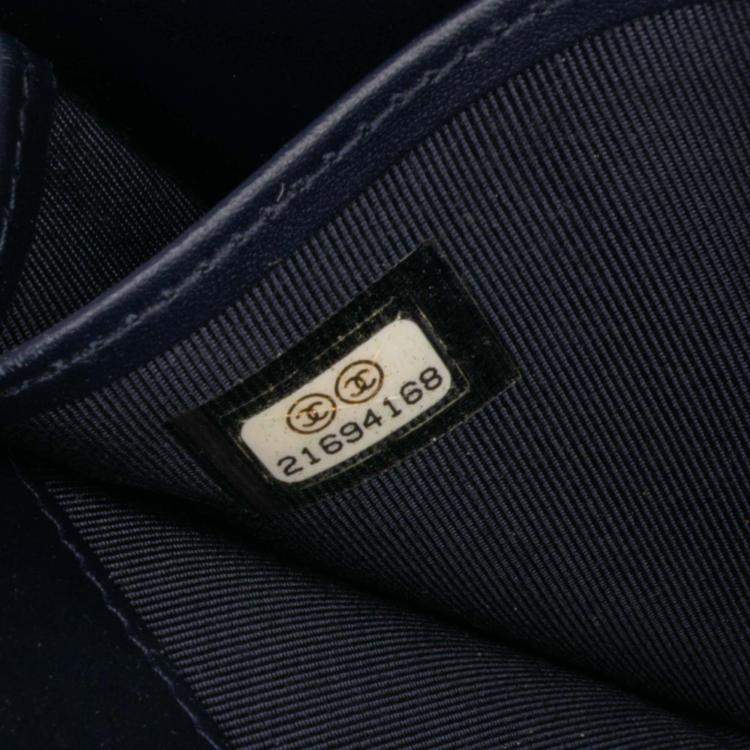 Pre Owned Chanel Blue CC Quilted Caviar Zip Around Long Wallet