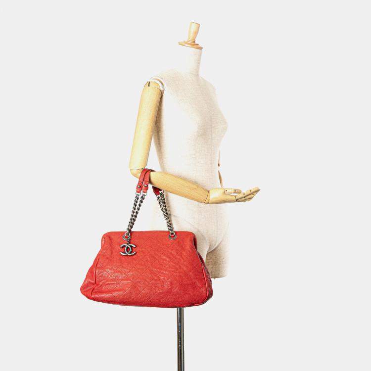 Pre Owned Chanel Red Medium Quilted Caviar Frame Tote