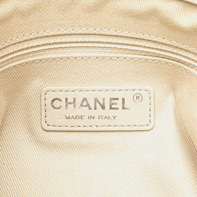 Pre Owned Chanel Black Medium Quilted Calfskin Boy Chained Tote