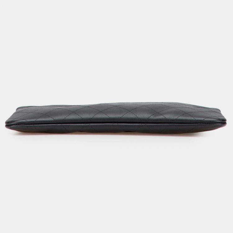 Pre Owned Chanel Black Medium Stitched Calfskin CC Cosmetic Case
