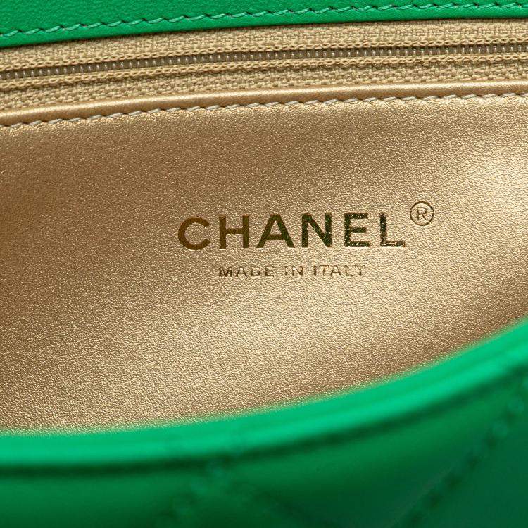 Pre Owned Chanel Green Small Quilted Lambskin La Parisienne Flap Bag