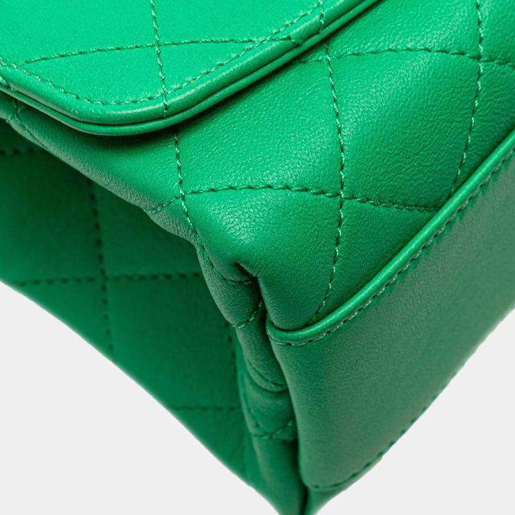 Pre Owned Chanel Green Small Quilted Lambskin La Parisienne Flap Bag