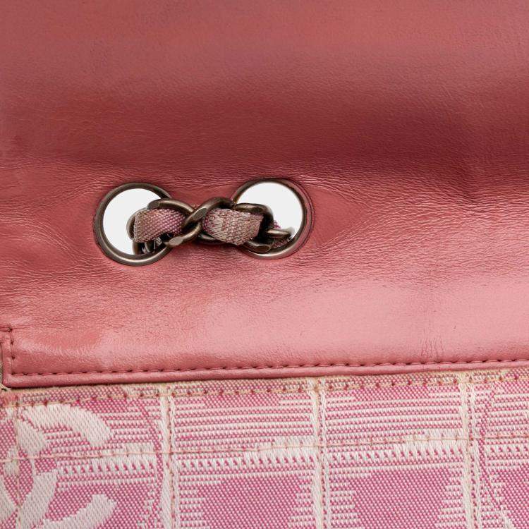Pre Owned Chanel Pink Medium New Travel Line Nylon Single Flap Bag