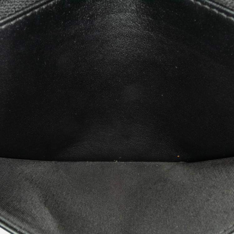 Pre Owned Chanel Black Chevron Lambskin Button Wallet On Chain