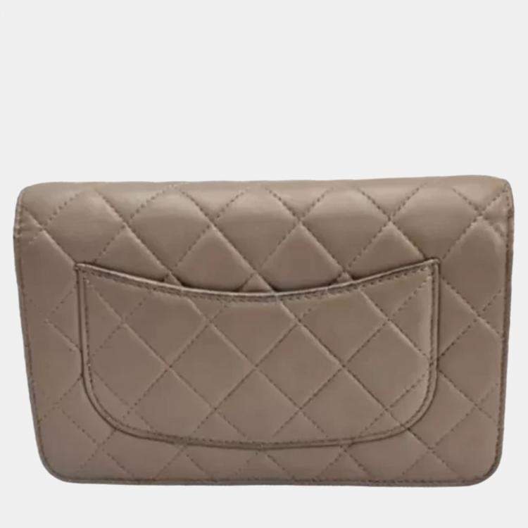Pre Owned Chanel CC Grey Quilted Leather Wallet on Chain