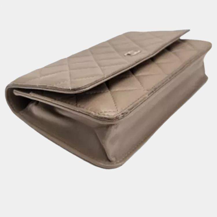 Pre Owned Chanel CC Grey Quilted Leather Wallet on Chain