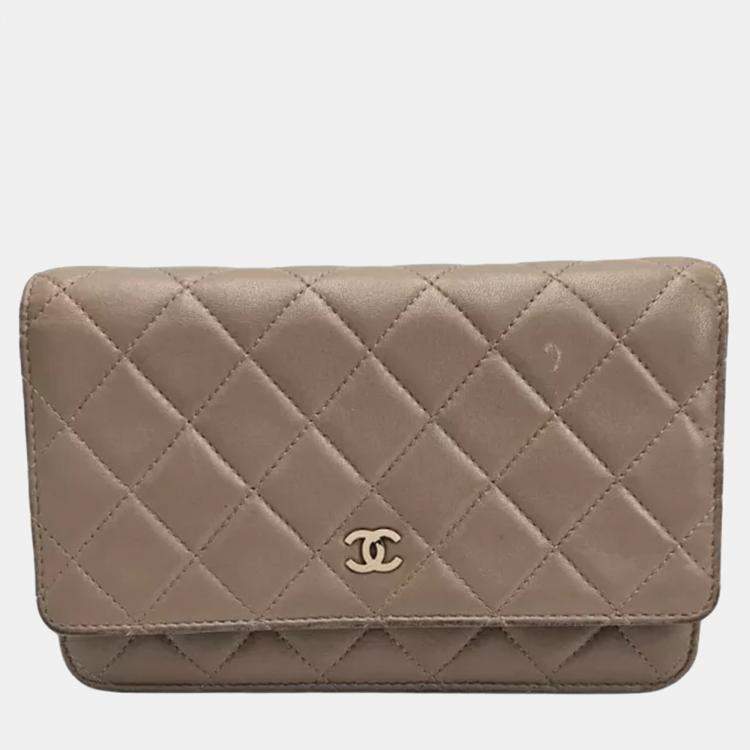 Pre Owned Chanel CC Grey Quilted Leather Wallet on Chain
