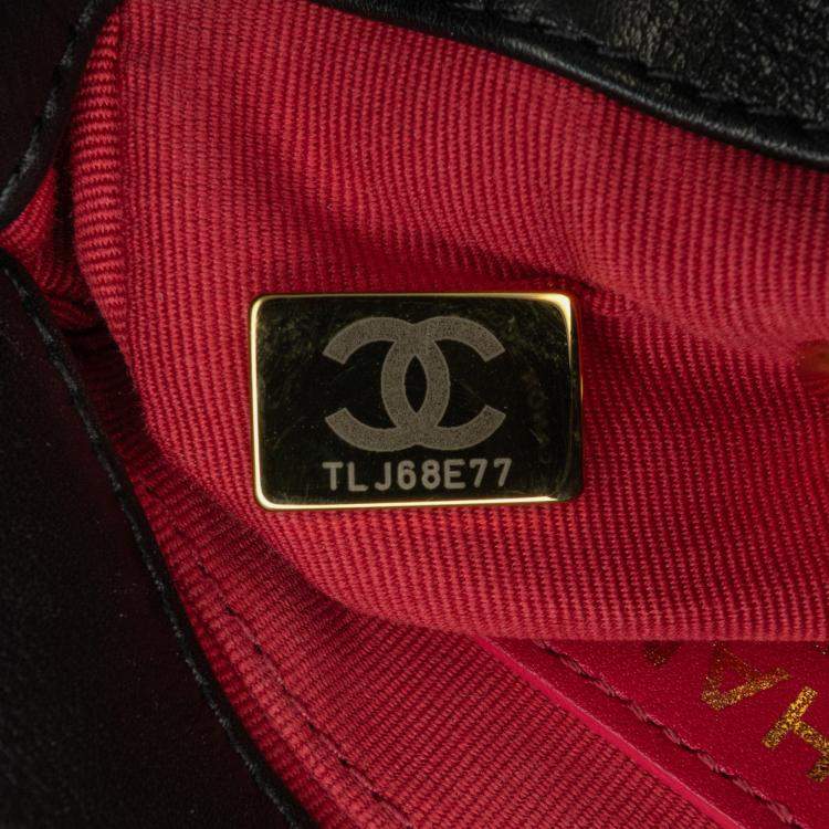 Pre Owned Chanel Black Mini Quilted Calfskin Framing Chain Flap Bag