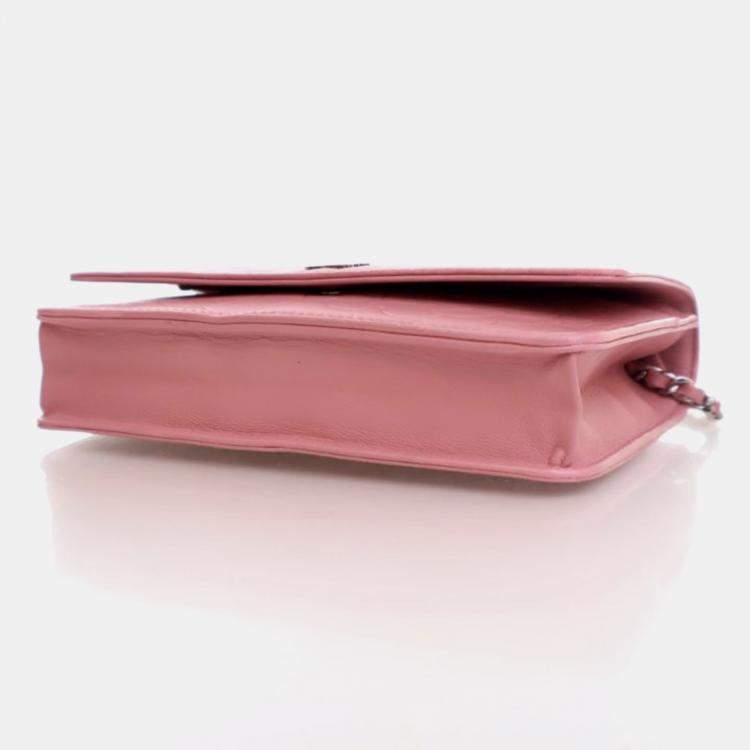 Pre Owned Chanel Camellia Pink Lambskin Wallet On Chain 