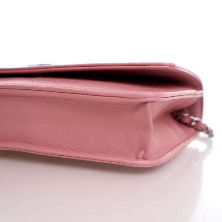 Pre Owned Chanel Camellia Pink Lambskin Wallet On Chain 