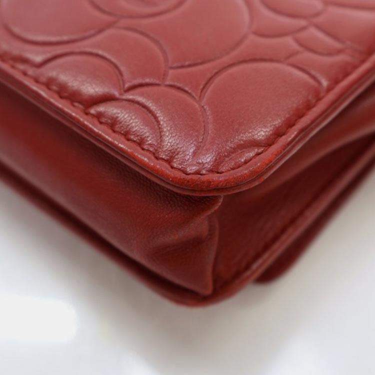 Pre Owned Chanel Camellia Embossed Red Lambskin Wallet On Chain 
