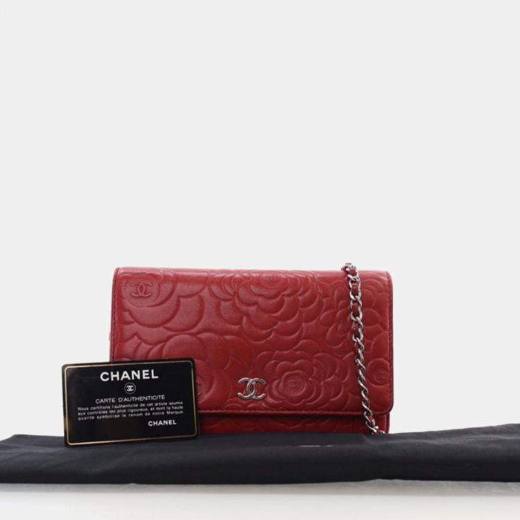 Pre Owned Chanel Camellia Embossed Red Lambskin Wallet On Chain 