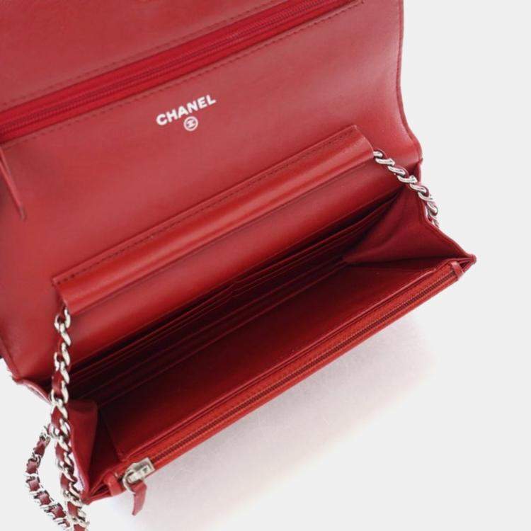 Pre Owned Chanel Camellia Embossed Red Lambskin Wallet On Chain 