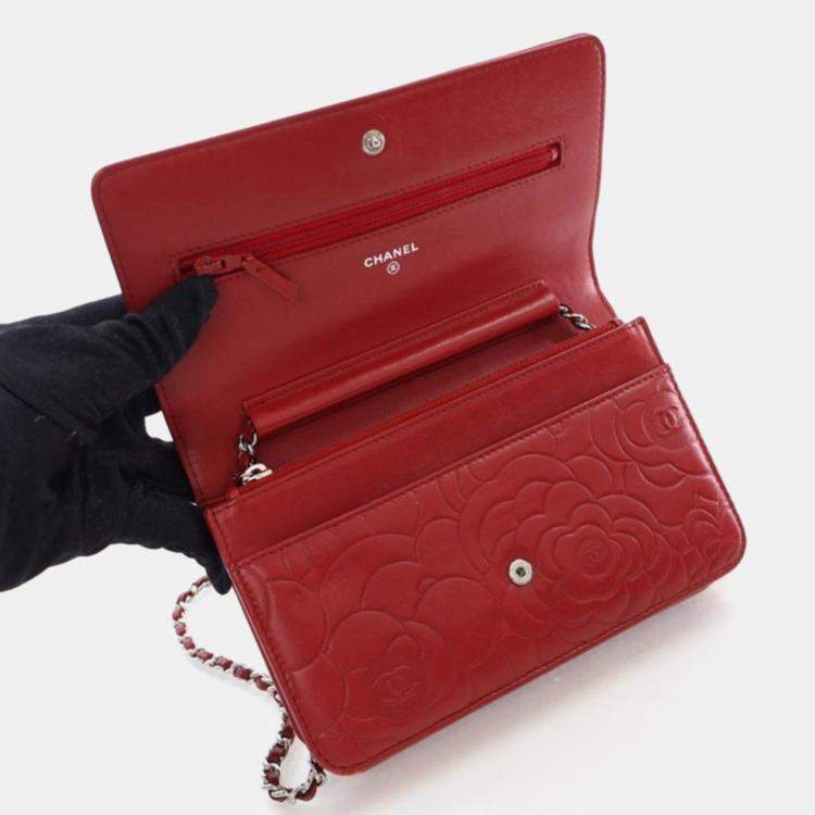 Pre Owned Chanel Camellia Embossed Red Lambskin Wallet On Chain 