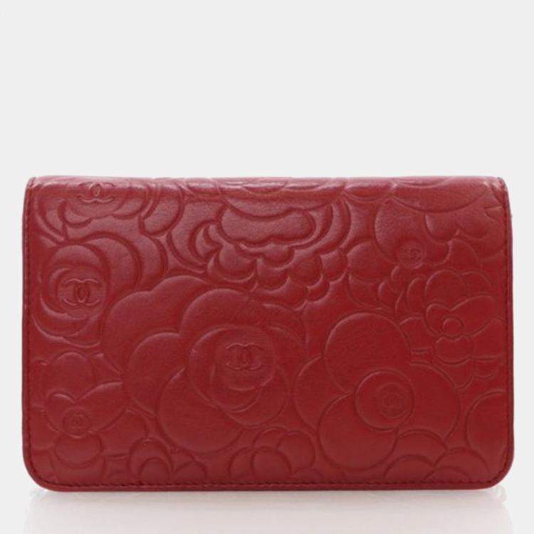 Pre Owned Chanel Camellia Embossed Red Lambskin Wallet On Chain 