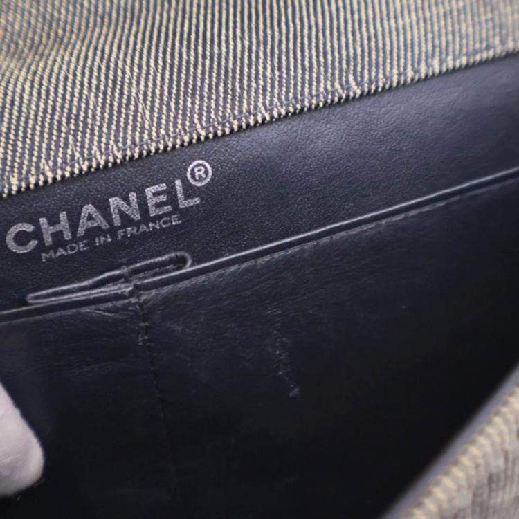 Pre Owned Chanel Chocolate Bar Vintage Denim Flap Bag