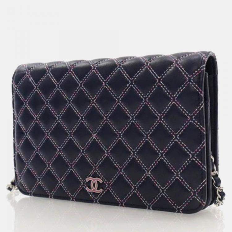Pre Owned Chanel Navy Blue Lambskin Wallet On Chain 