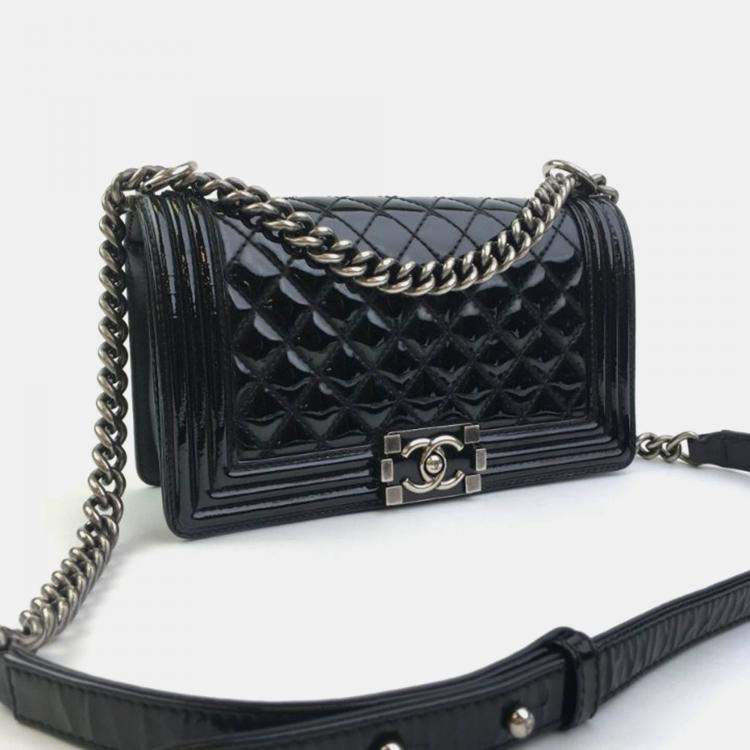 Pre Owned Chanel Boy Medium Black Patent Leather Shoulder Bag