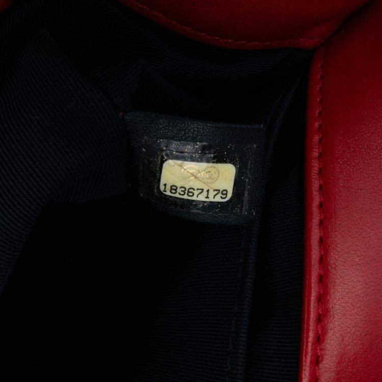 Pre Owned Chanel Red Old Medium Quilted Tweed and Velvet Boy Flap
