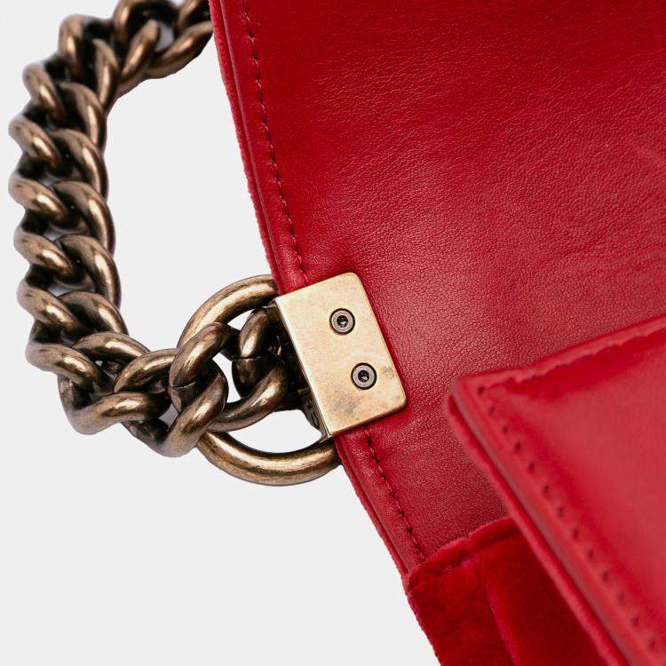 Pre Owned Chanel Red Old Medium Quilted Tweed and Velvet Boy Flap