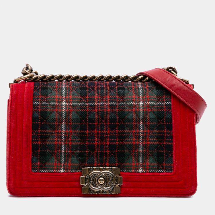 Pre Owned Chanel Red Old Medium Quilted Tweed and Velvet Boy Flap
