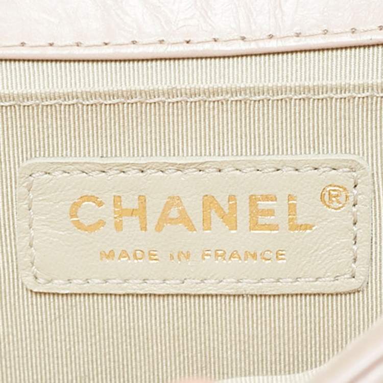 Pre Owned Chanel Pink Quilted Aged Leather Chain Around Medium Boy Flap Bag