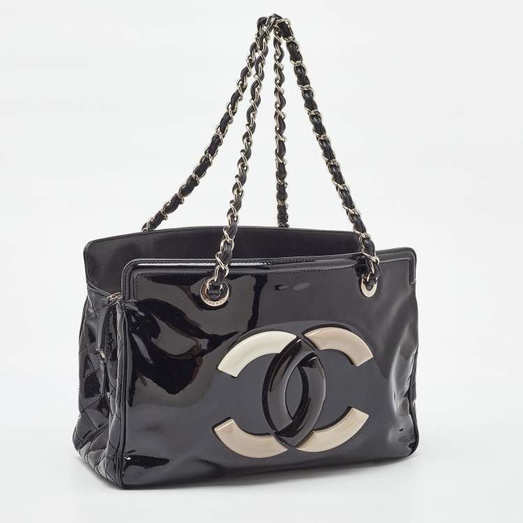Pre Owned Chanel Black Patent Vinyl Small CC Lipstick Ligne Tote