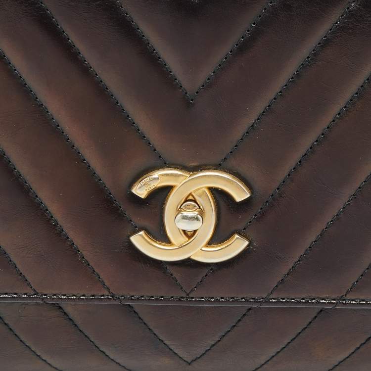 Pre Owned Chanel Black Chevron Leather Small Coco Top Handle Bag