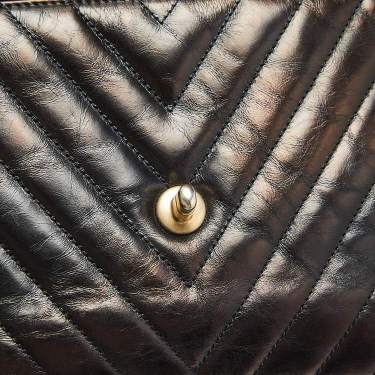 Pre Owned Chanel Black Chevron Leather Small Coco Top Handle Bag