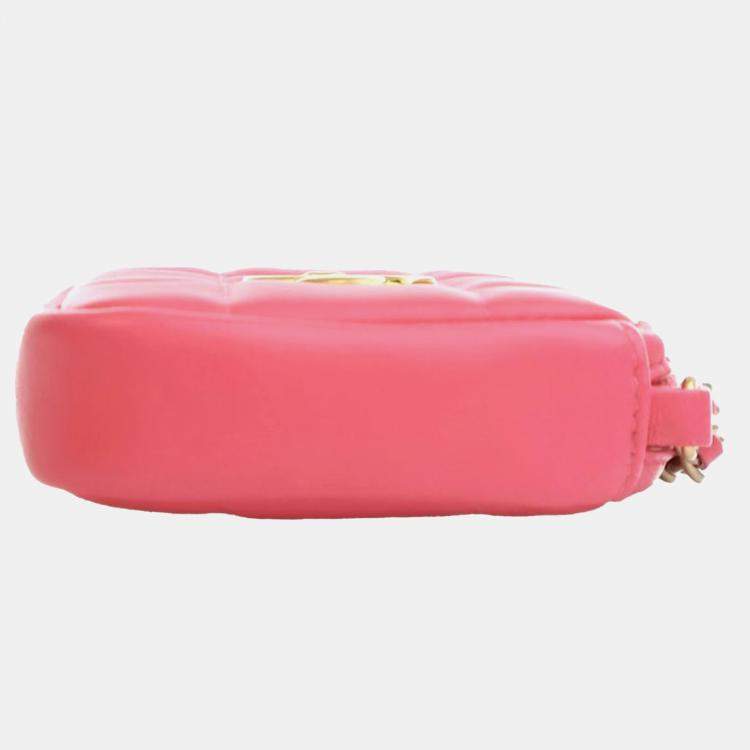 Pre Owned Chanel Pink CC Lambskin Diamond Clutch with Chain