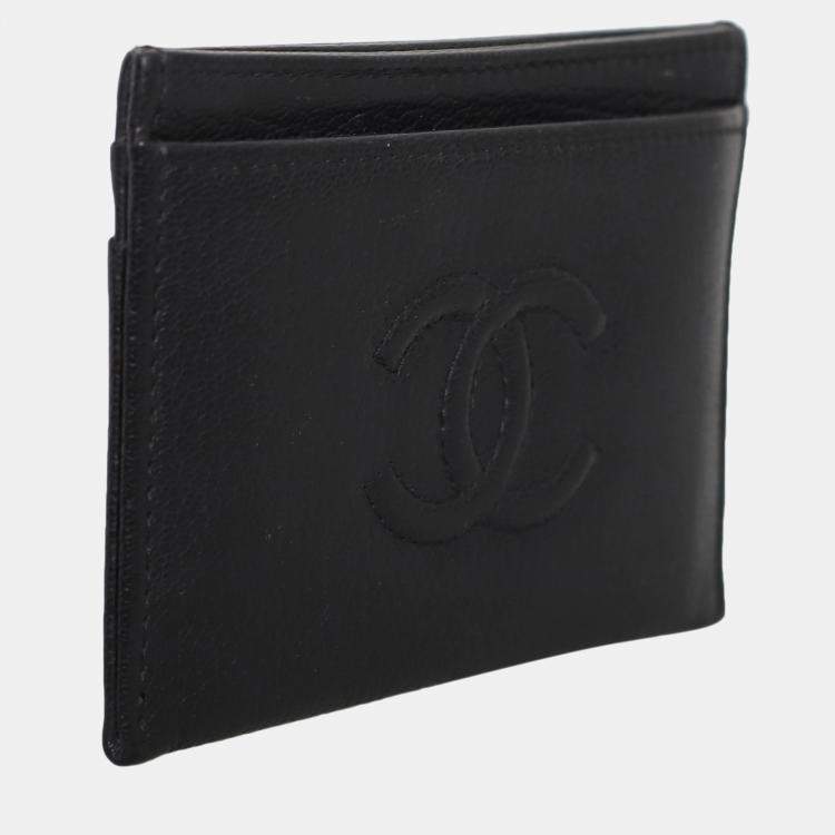 مملوكة مسبقًا Chanel Embossed CC Card Holder