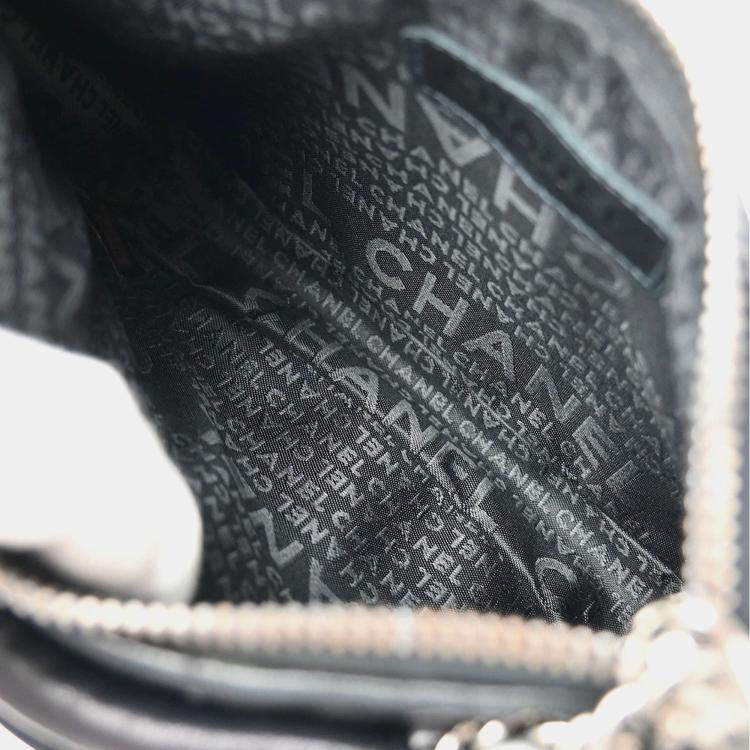 Pre Owned Chanel Choco Bar Fringe Black Lambskin Shoulder Bag