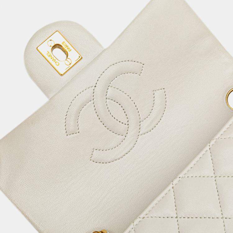 Pre Owned Chanel White Mini Square Classic Lambskin Single Flap